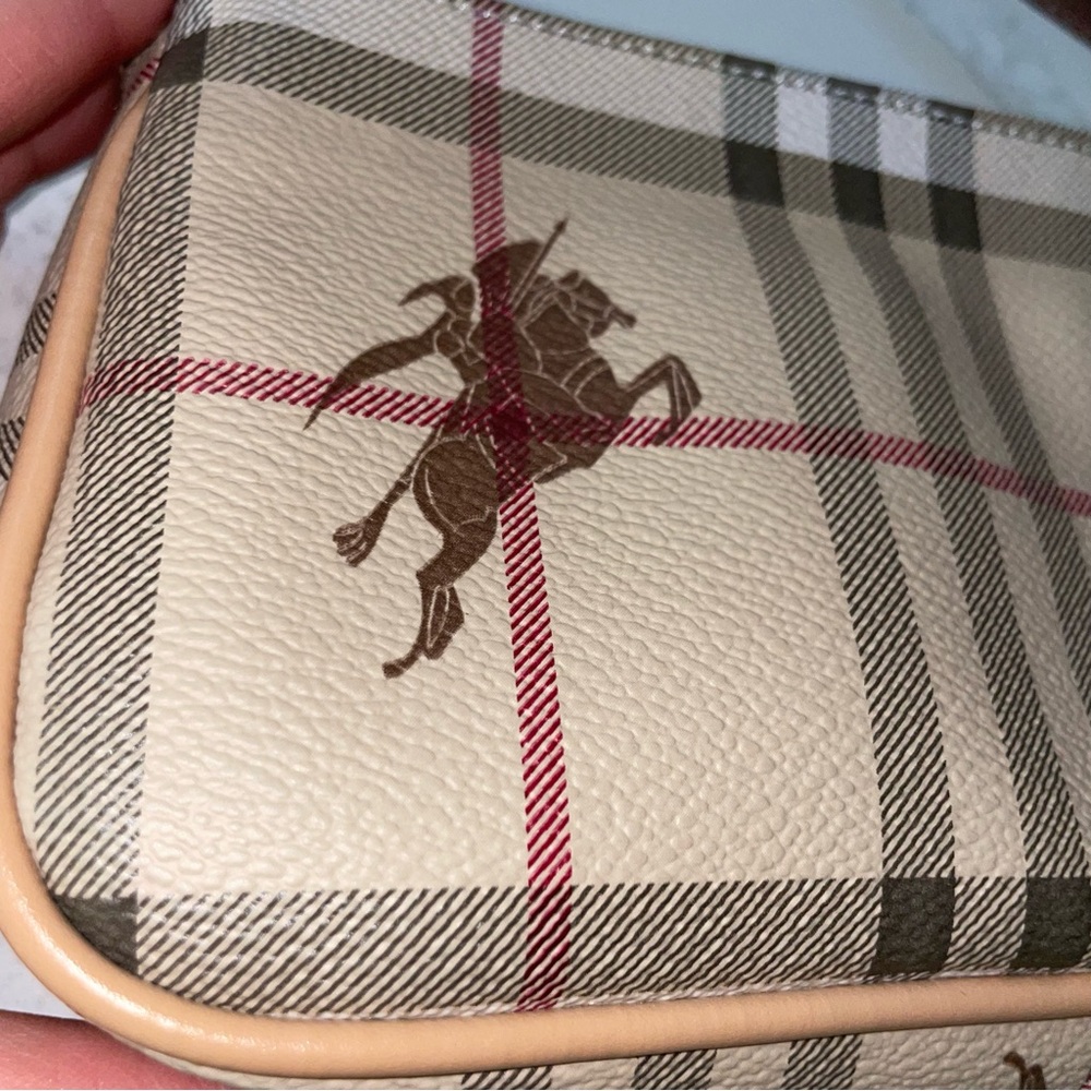 Burberry pochette bag purse - Picture 3 of 10